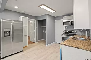 903 Hester, Arlington, TX 76011 - Photo 4