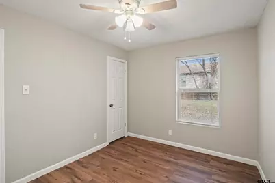 903 Hester, Arlington, TX 76011 - Photo 14