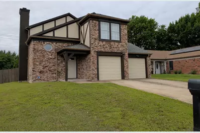 318 Spanish Moss Drive, Arlington, TX 76018 - Photo 2