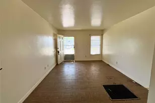 4232 5th Ave, Fort Worth, TX 76115 - Photo 4