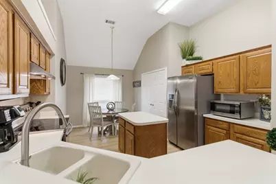 1809 Armstrong Drive, Flower Mound, TX 75028 - Photo 12