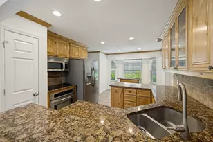 1432 Holley Creek Ln, Mansfield, TX 76063 - Photo 10