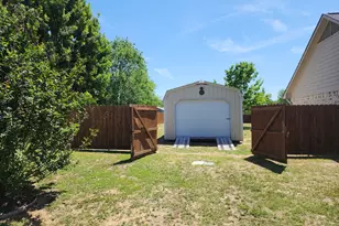 6080 Sunrise Ct, Athens, TX 75752 - Photo 4