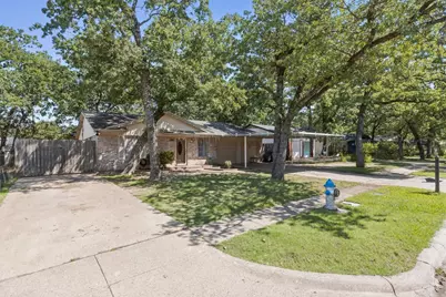 14605 Oakwood Lane, Balch Springs, TX 75180 - Photo 2