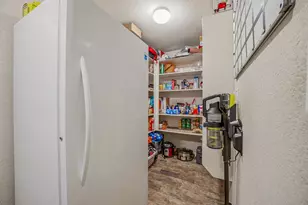 123 Donna Cir, Granbury, TX 76049 - Photo 12