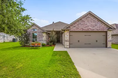 123 Donna Circle, Granbury, TX 76049 - Photo 1