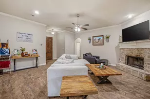 123 Donna Cir, Granbury, TX 76049 - Photo 12
