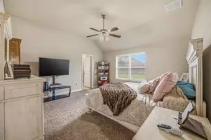 123 Donna Cir, Granbury, TX 76049 - Photo 12