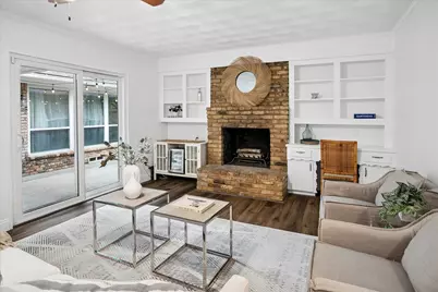 8426 Baumgarten Drive, Dallas, TX 75228 - Photo 4