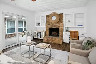 8426 Baumgarten Dr, Dallas, TX 75228 - Photo 4
