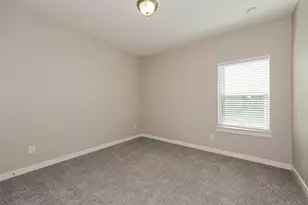 3005 Songbird Ln, Garland, TX 75043 - Photo 6