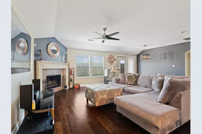 14520 Eaglemont Drive, Little Elm, TX 75068 - Photo 10