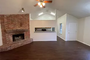 1754 Carrington Dr, Glenn Heights, TX 75154 - Photo 12