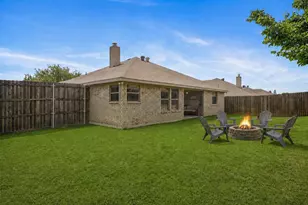 604 W Sheila Cir, Joshua, TX 76058 - Photo 4