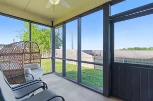 824 E Northside Dr, Pilot Point, TX 76258 - Photo 18
