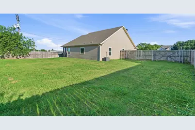 824 E Northside Drive, Pilot Point, TX 76258 - Photo 22