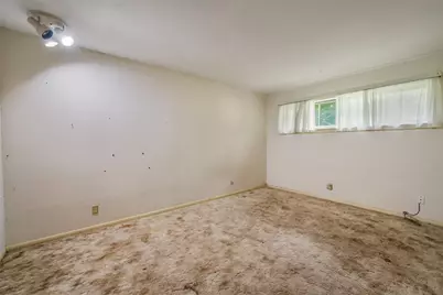 6916 Hovenkamp Avenue, Richland Hills, TX 76118 - Photo 12