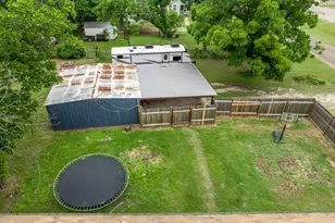 9338 5th St, Crawford, TX 76638 - Photo 30