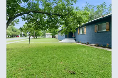 9338 5th Street, Crawford, TX 76638 - Photo 12