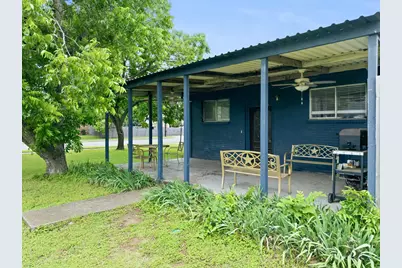 9338 5th Street, Crawford, TX 76638 - Photo 10