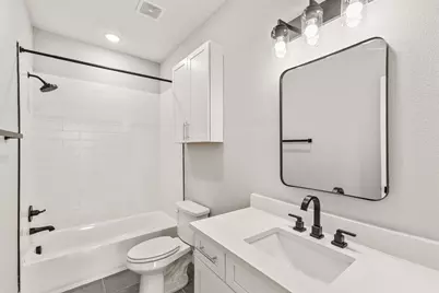 825 Premier Parkway, Grand Prairie, TX 75051 - Photo 12