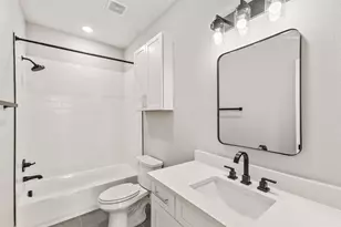 825 Premier Pkwy, Grand Prairie, TX 75051 - Photo 12