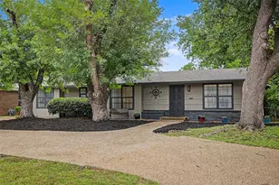 3644 W Seminary Dr, Fort Worth, TX 76109 - Photo 1