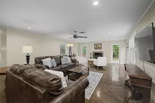3644 W Seminary Dr, Fort Worth, TX 76109 - Photo 4