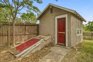 307 N Oak Ln, Tolar, TX 76476 - Photo 24