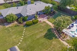 4006 Walnut Hill Ln, Dallas, TX 75229 - Photo 30