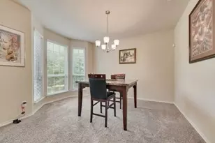 1300 Bellingham Cir, Glenn Heights, TX 75154 - Photo 6