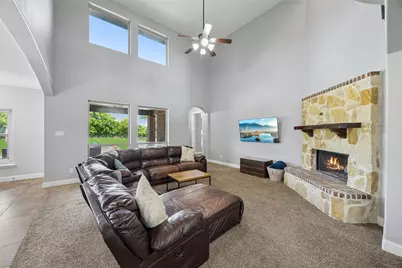 1310 Billingsley Drive, Waxahachie, TX 75167 - Photo 10