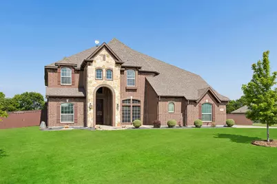 1310 Billingsley Drive, Waxahachie, TX 75167 - Photo 4