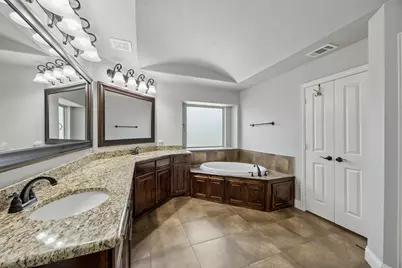 1310 Billingsley Drive, Waxahachie, TX 75167 - Photo 18