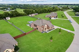 1310 Billingsley Dr, Waxahachie, TX 75167 - Photo 38