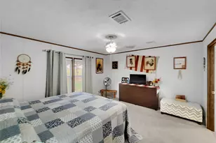 3909 Valley Ridge Dr, Granbury, TX 76048 - Photo 12