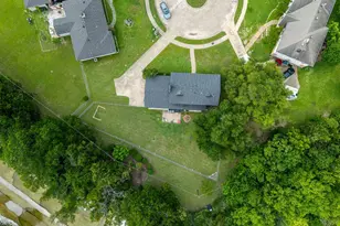 2518 Glenbrook Cir, Garland, TX 75041 - Photo 4