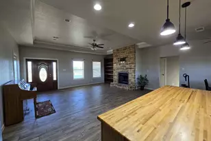 3250 Springfield Rd, Springtown, TX 76082 - Photo 10