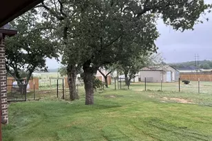 3250 Springfield Rd, Springtown, TX 76082 - Photo 8