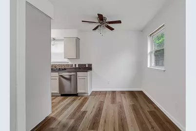 207 Stefanie Street, Burleson, TX 76028 - Photo 10