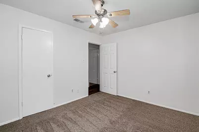 207 Stefanie Street, Burleson, TX 76028 - Photo 18
