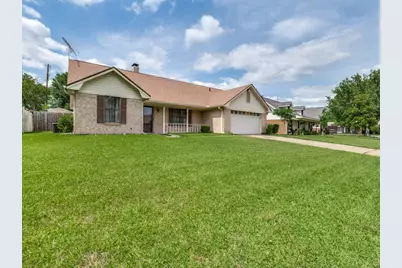 504 Lexington Drive, Corsicana, TX 75110 - Photo 2