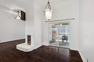 2232 Turf Club Dr, Arlington, TX 76017 - Photo 2