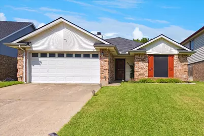 2232 Turf Club Drive, Arlington, TX 76017 - Photo 1