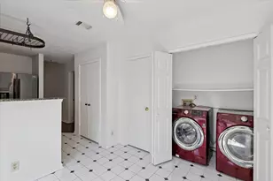 2232 Turf Club Dr, Arlington, TX 76017 - Photo 10