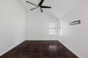 2232 Turf Club Dr, Arlington, TX 76017 - Photo 4
