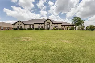 1536 Brook Ln, Celina, TX 75009 - Photo 2