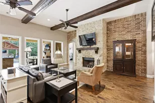 329 Parkview Ln, Keller, TX 76248 - Photo 6