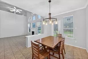 6514 Daisy Dr, Arlington, TX 76017 - Photo 12