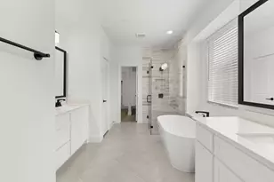 2100 Corbera Dr, Little Elm, TX 75068 - Photo 32